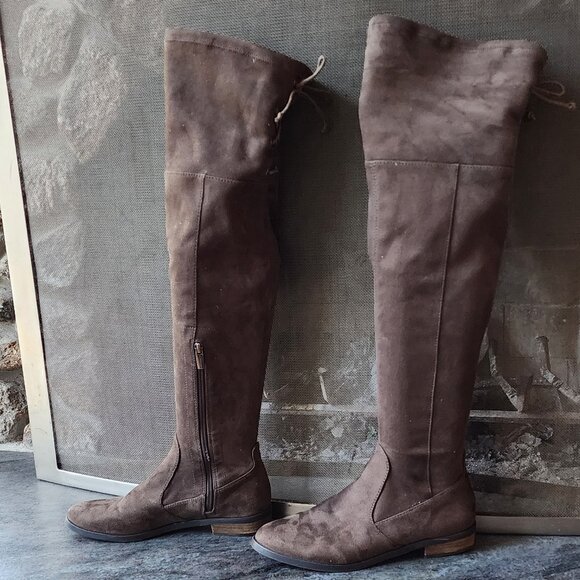 Vince Camuto Crisintha Brown Suede Over-The-Knee Rear Lace Boots Size 9M/39 - Picture 4 of 13